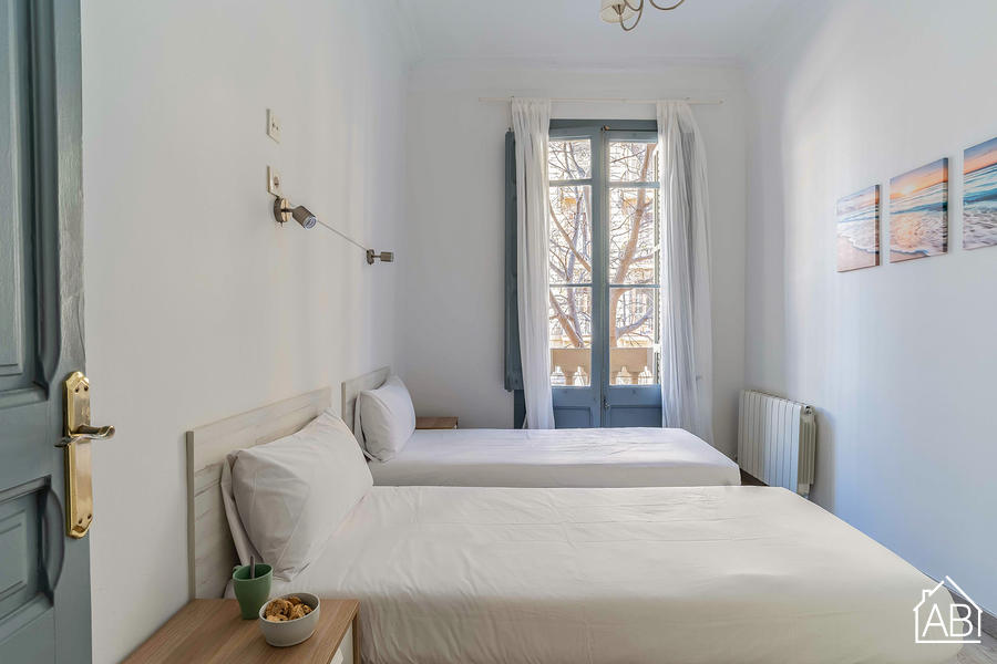 Piso de 3 dormitorios amueblado en Eixample, 68 m² · 2