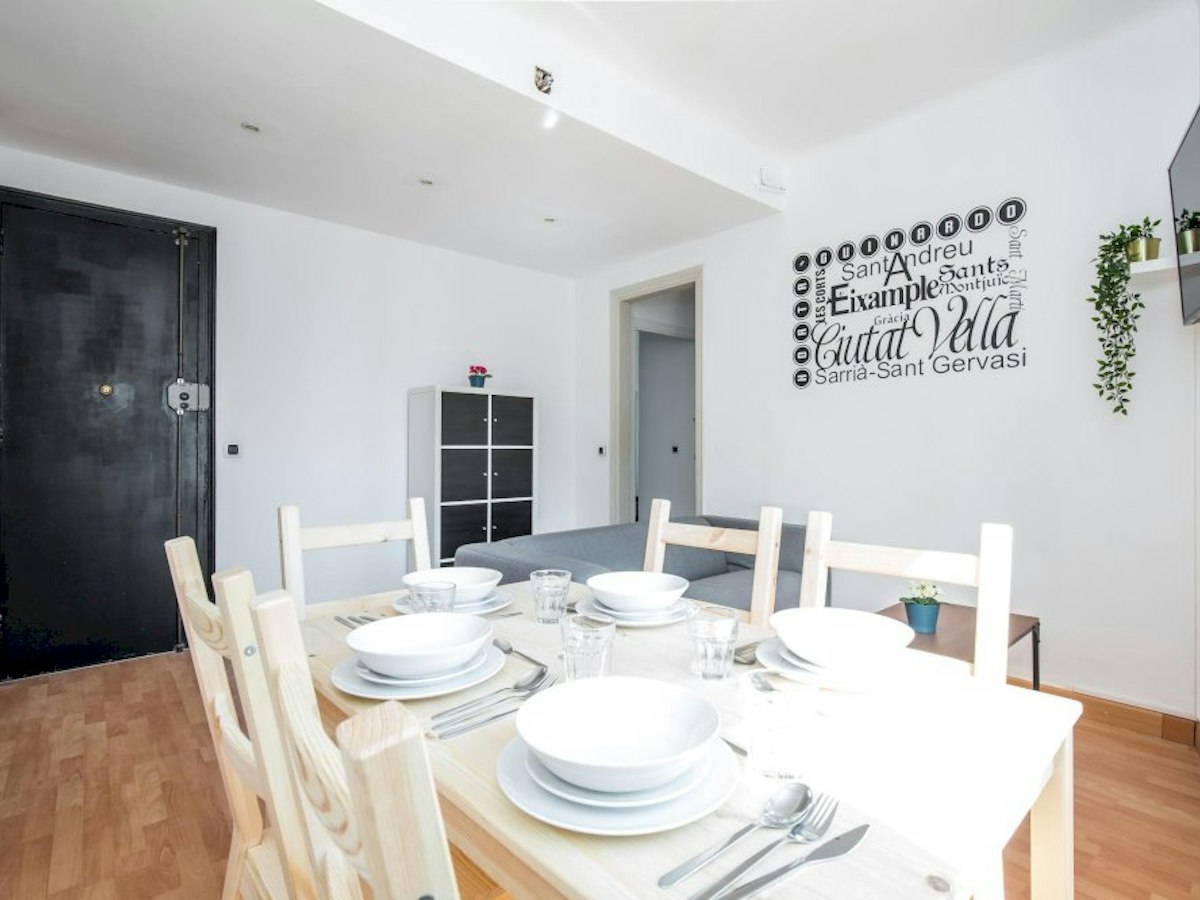 Furnished room in a 6-person shared flat in Sant Martí · 2