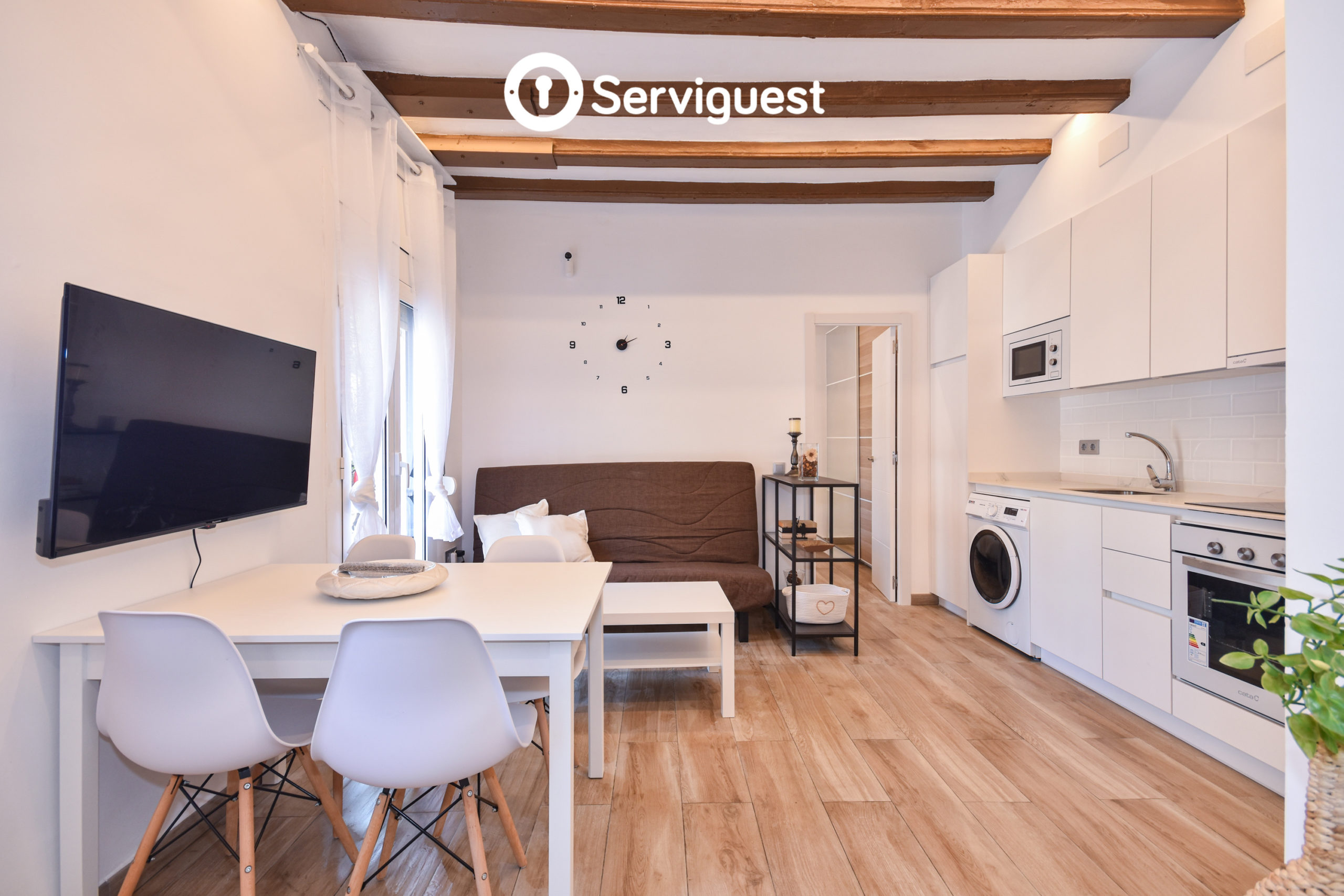 2-bedroom flat in Ciutat Vella, 180 m² · 2