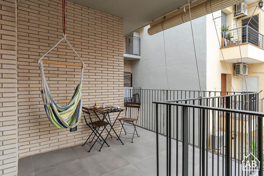 Furnished 4-bedroom flat in Sants-Montjuïc, 83 m² · 2
