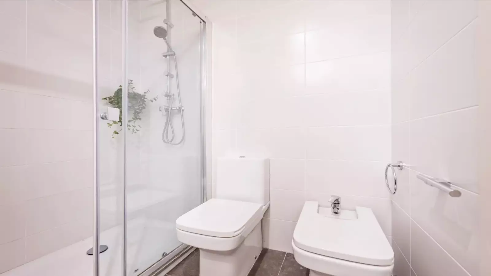 Furnished 2-bedroom flat in Eixample, 65 m² · 2