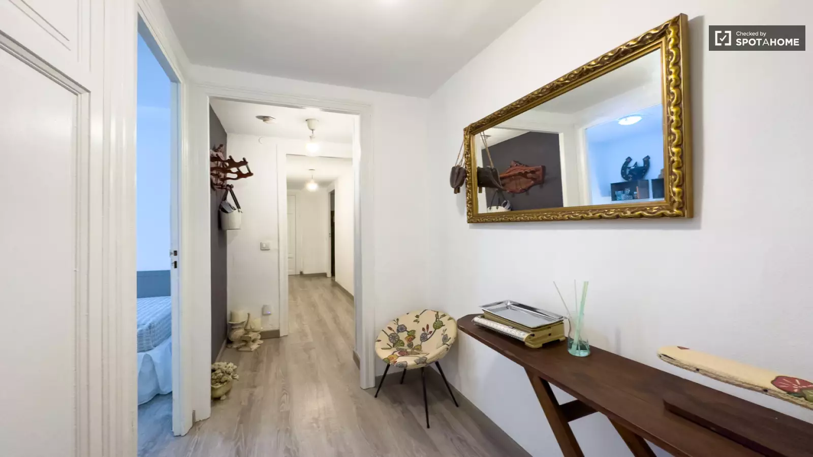 Habitación amueblada en piso compartido de 2 personas en Sarrià–Sant Gervasi · 3