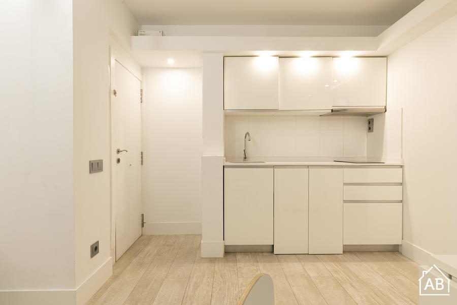 Furnished 2-bedroom flat in Ciutat Vella, 30 m² · 3
