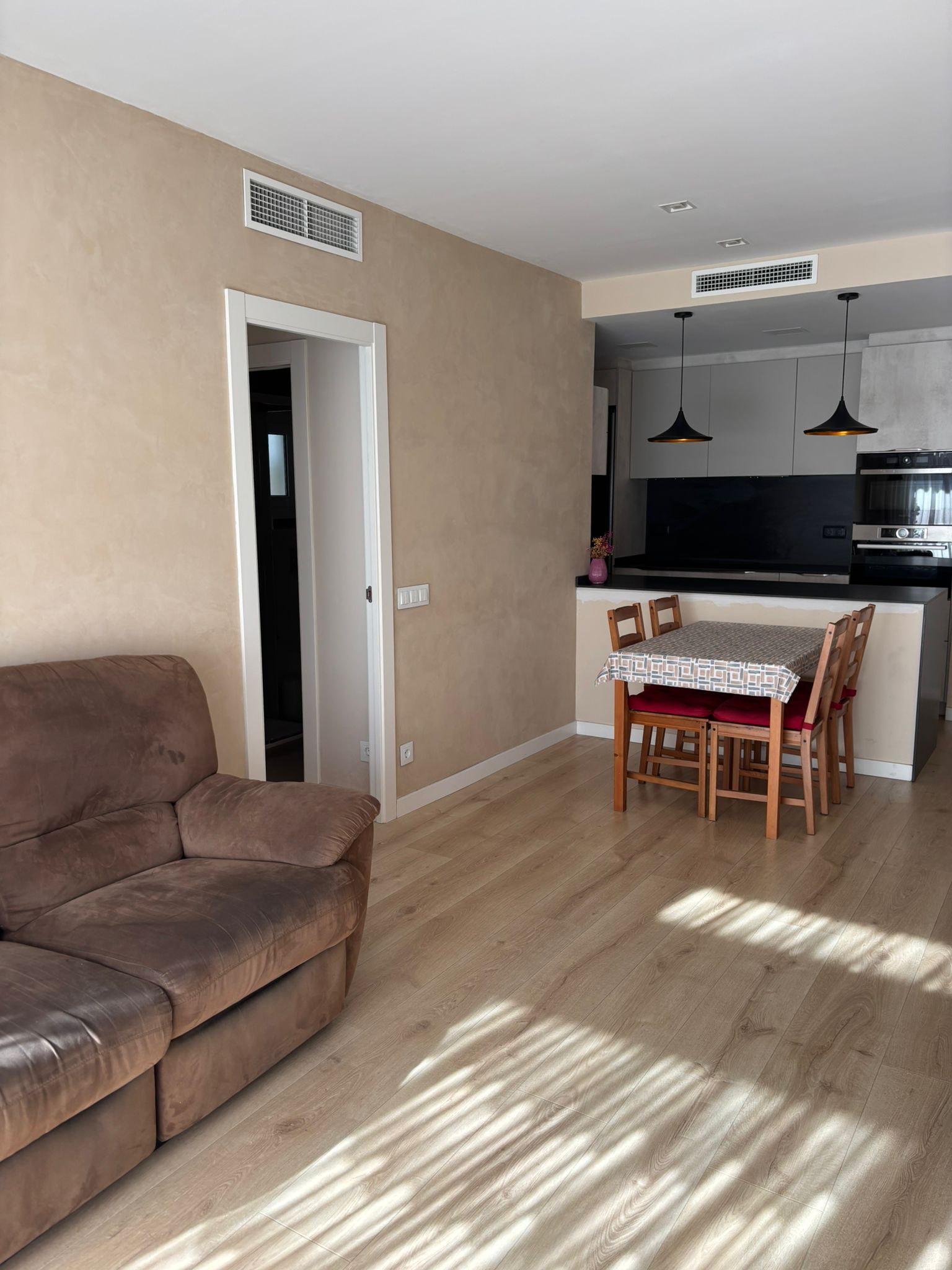 Piso de 2 dormitorios en Sant Andreu, 80 m² · 3