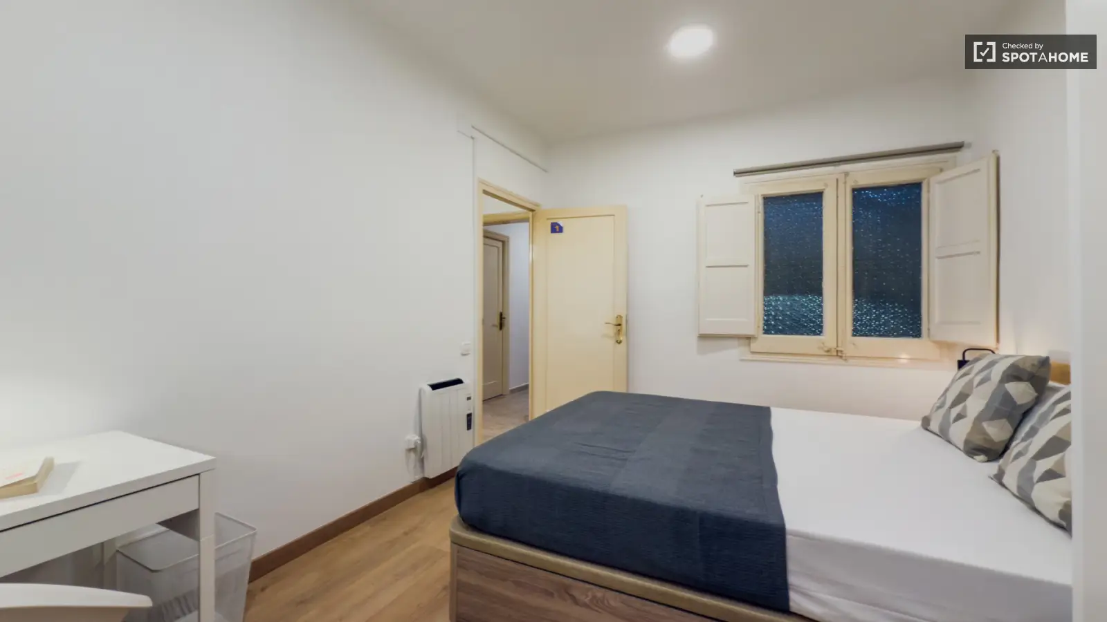 Furnished room in a shared flat in L'Hospitalet · 2