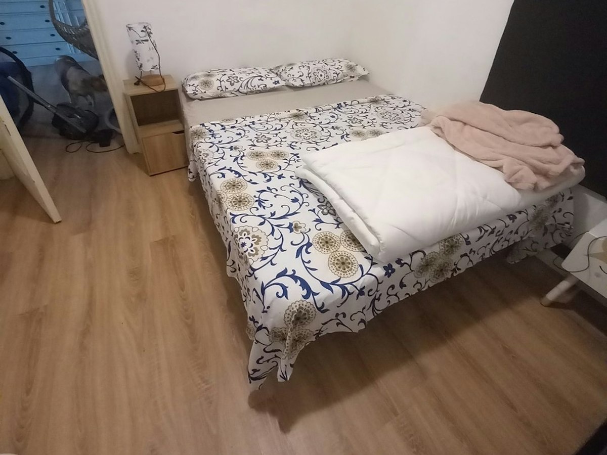 Habitación amueblada en piso compartido de 2 personas en Eixample · 4