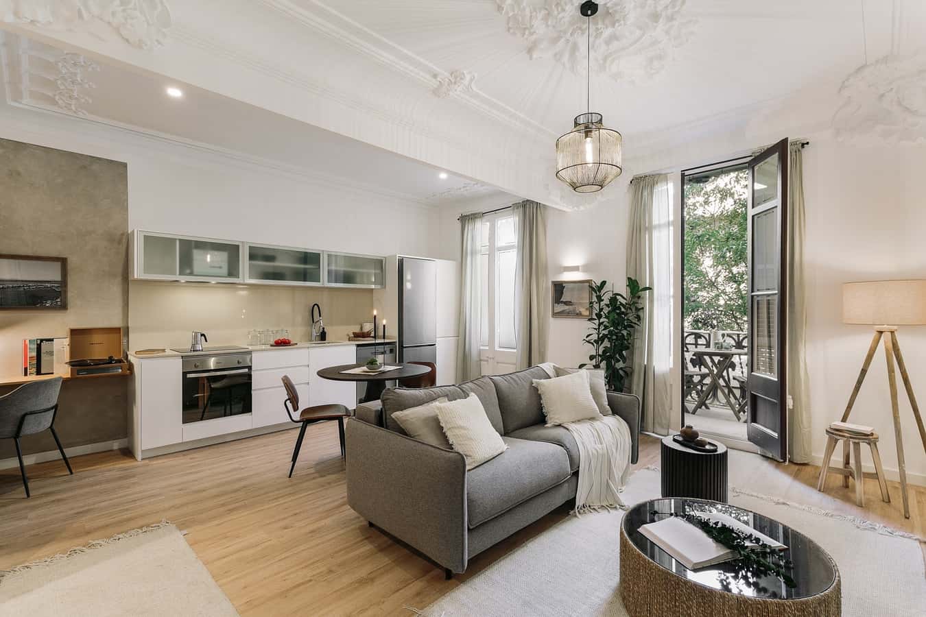 Furnished flat in Eixample, 47 m² · 2