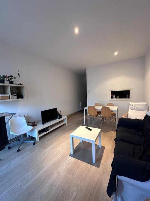 Room in a 3-person shared flat in Sants-Montjuïc · 2
