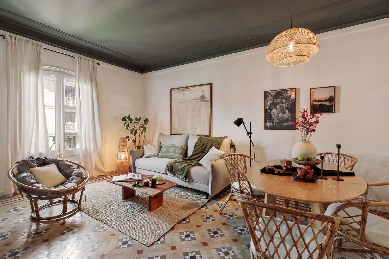 Furnished 2-bedroom flat in Eixample, 96 m² · 2