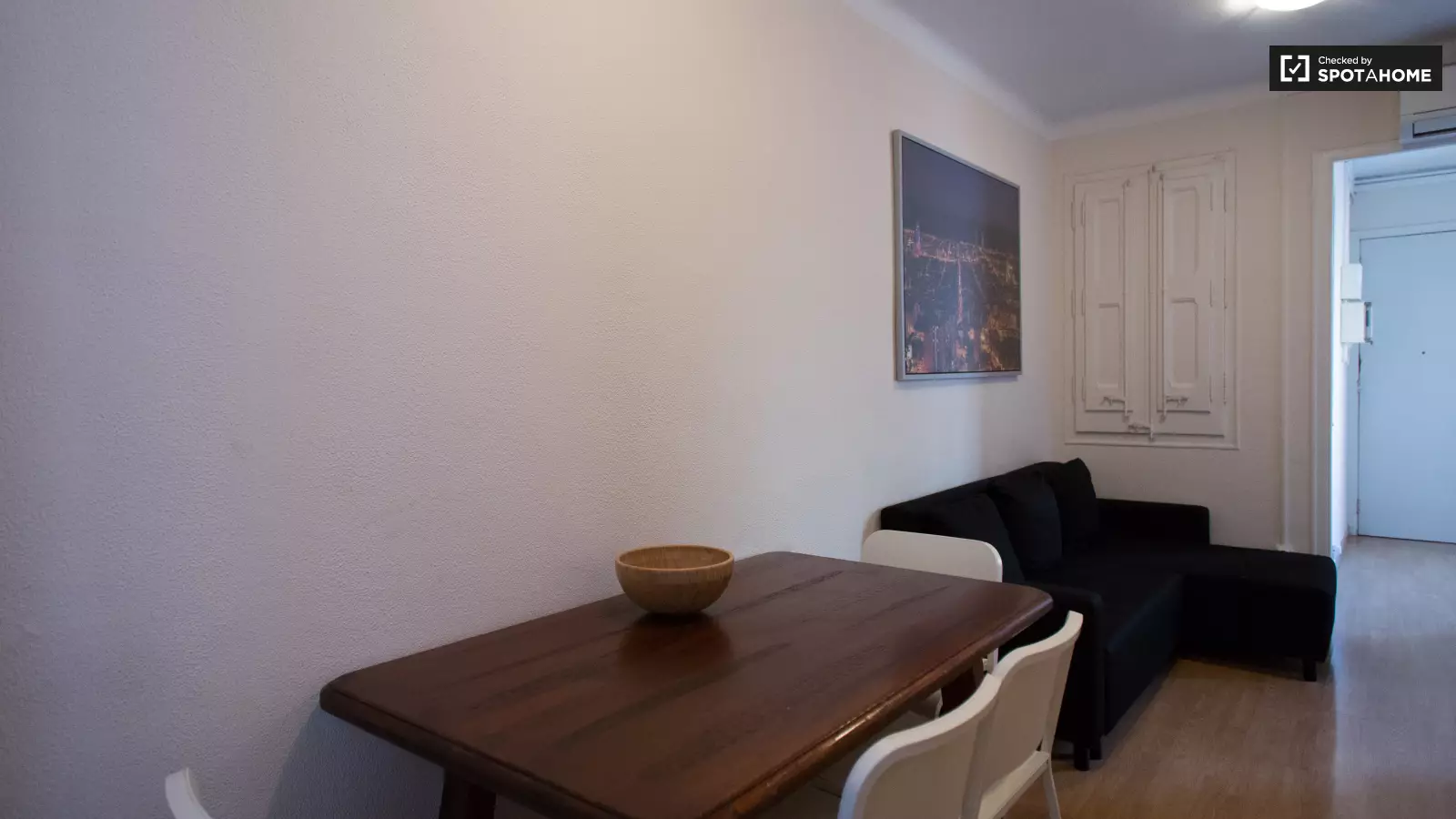 Furnished 1-bedroom flat in Eixample, 40 m² · 3