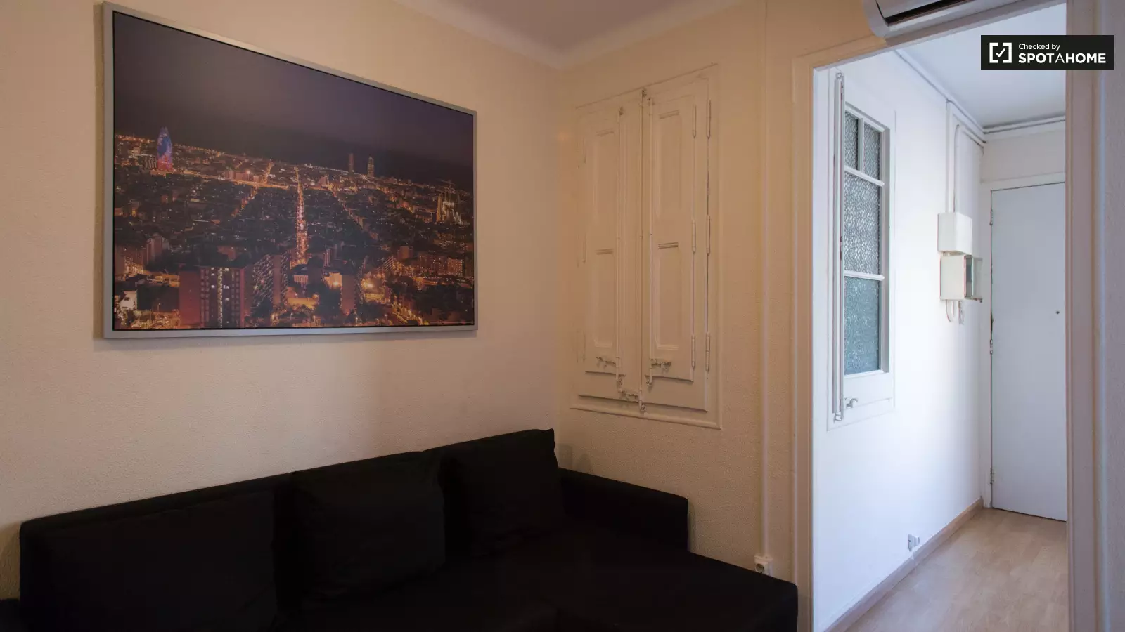Furnished 1-bedroom flat in Eixample, 40 m² · 4