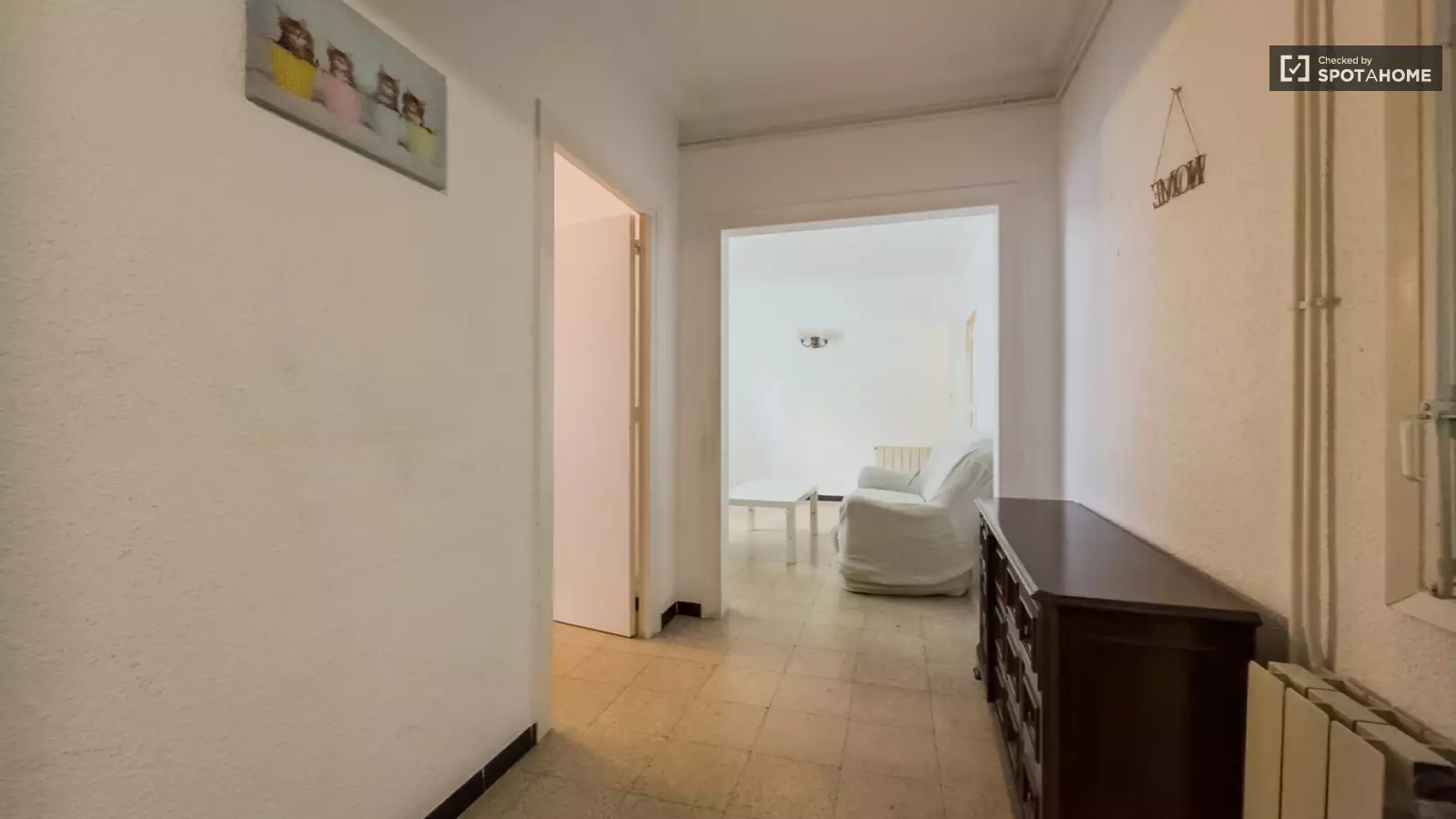 Furnished 3-bedroom flat in Gràcia, 65 m² · 3