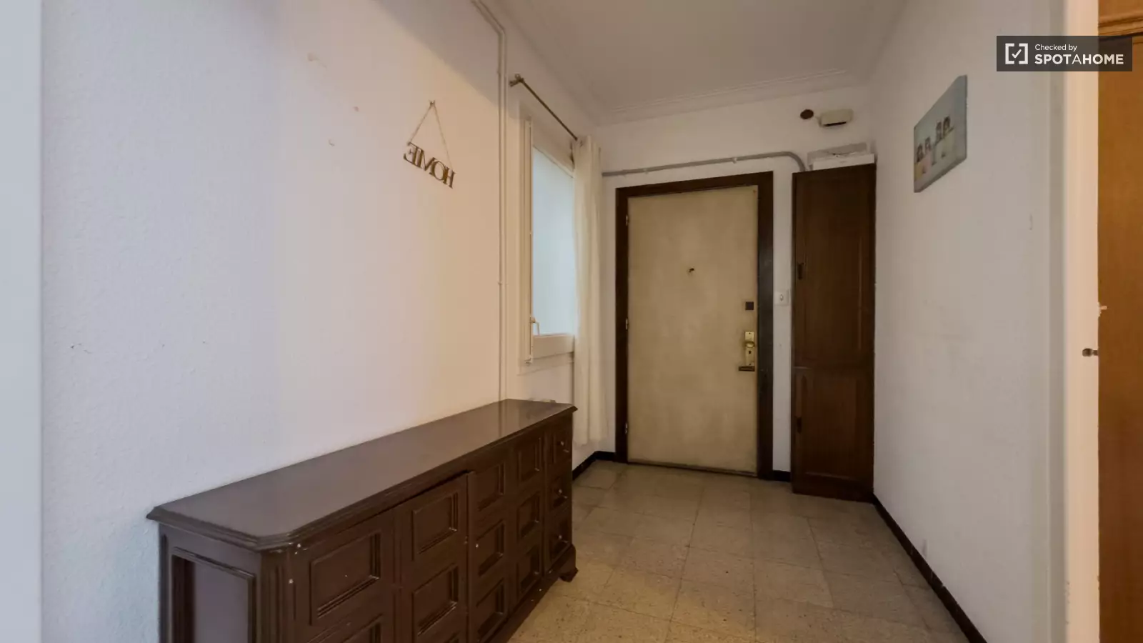 Furnished 3-bedroom flat in Gràcia, 65 m² · 4