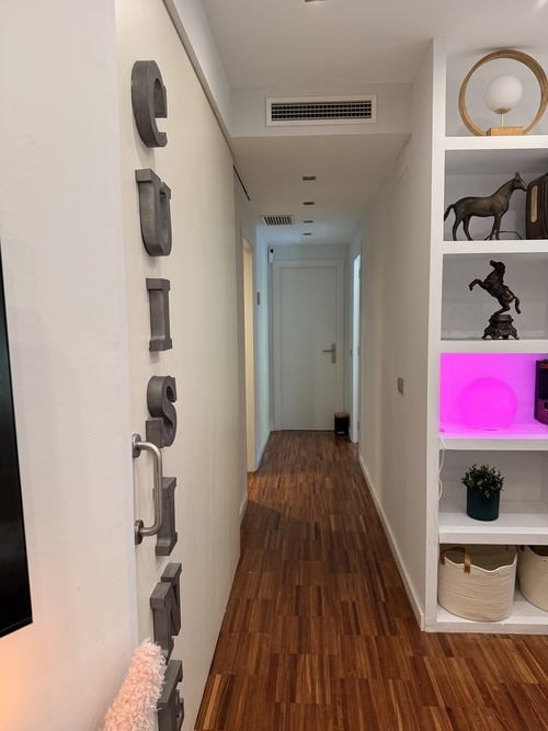 Habitación en piso compartido de 2 personas en Sarrià–Sant Gervasi · 3