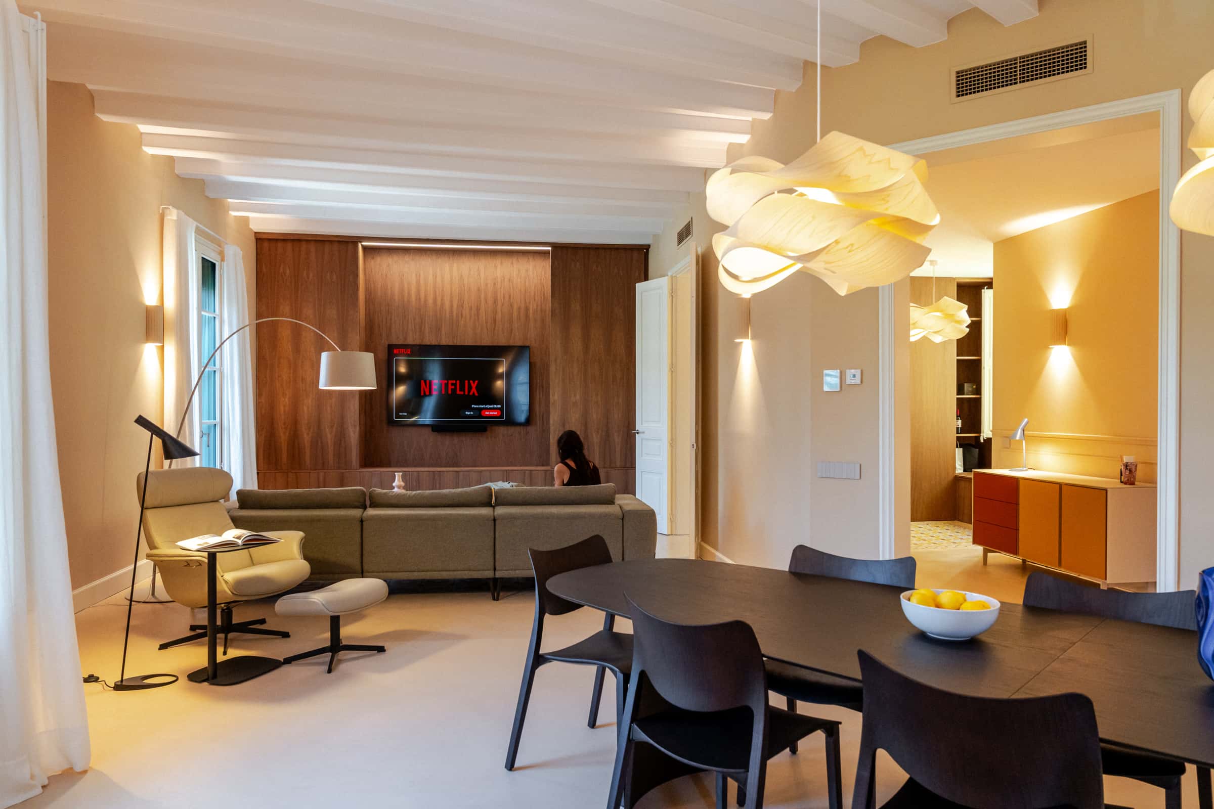 Furnished 3-bedroom flat in Eixample, 250 m² · 2