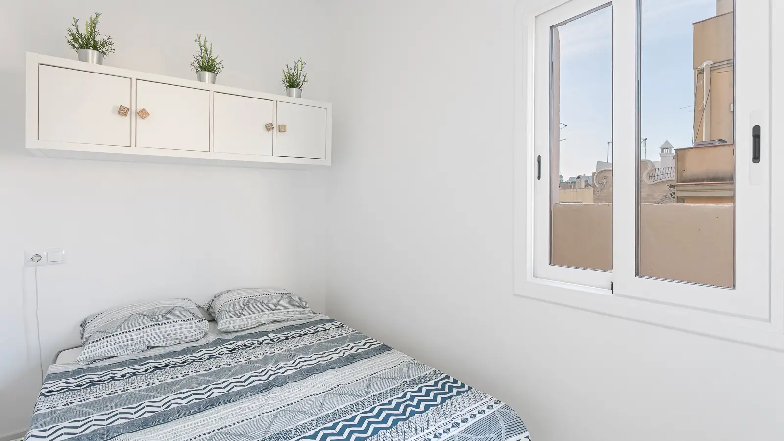 Furnished 1-bedroom flat in Ciutat Vella, 21 m² · 4
