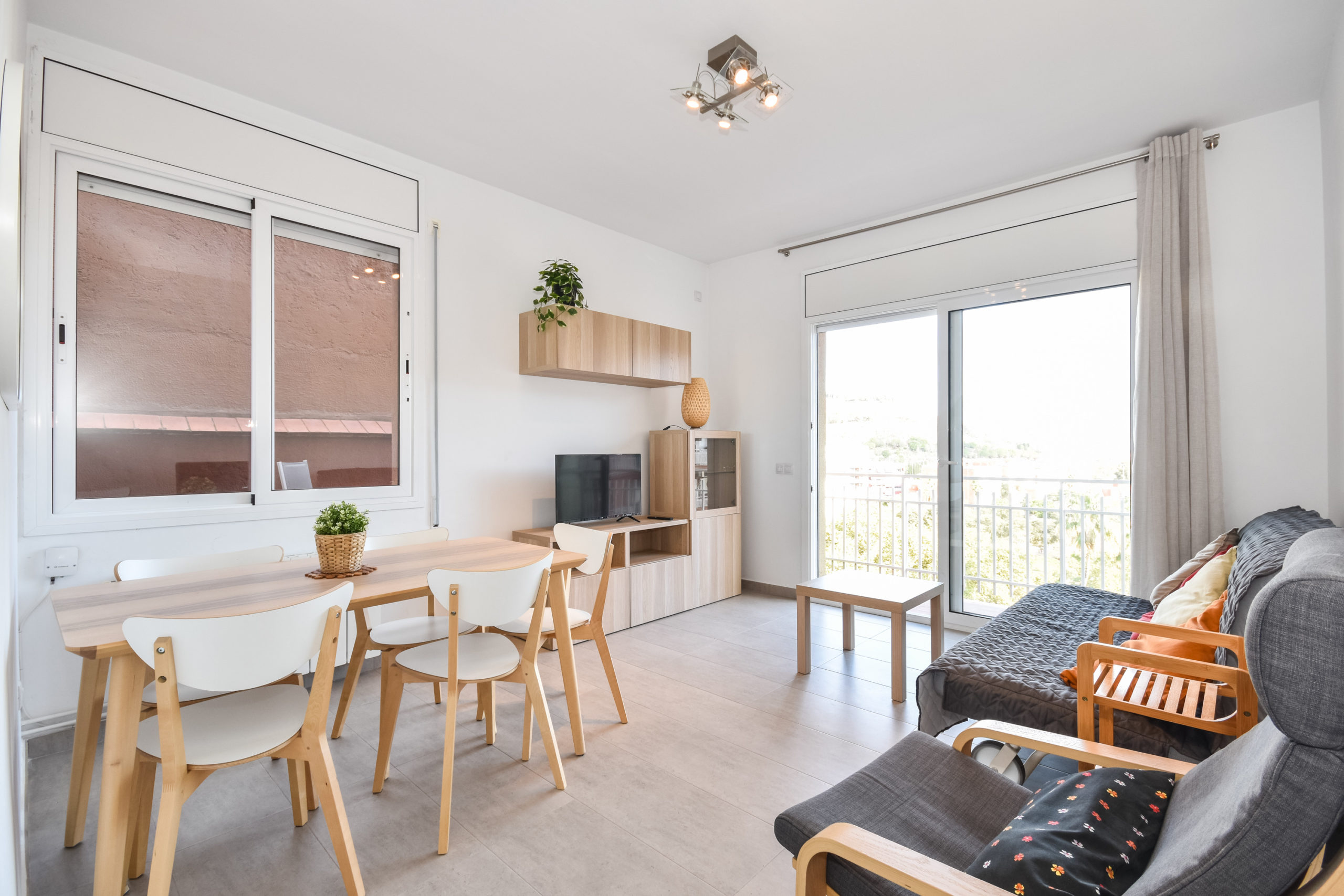 2-bedroom flat in Sants-Montjuïc, 110 m² · 2
