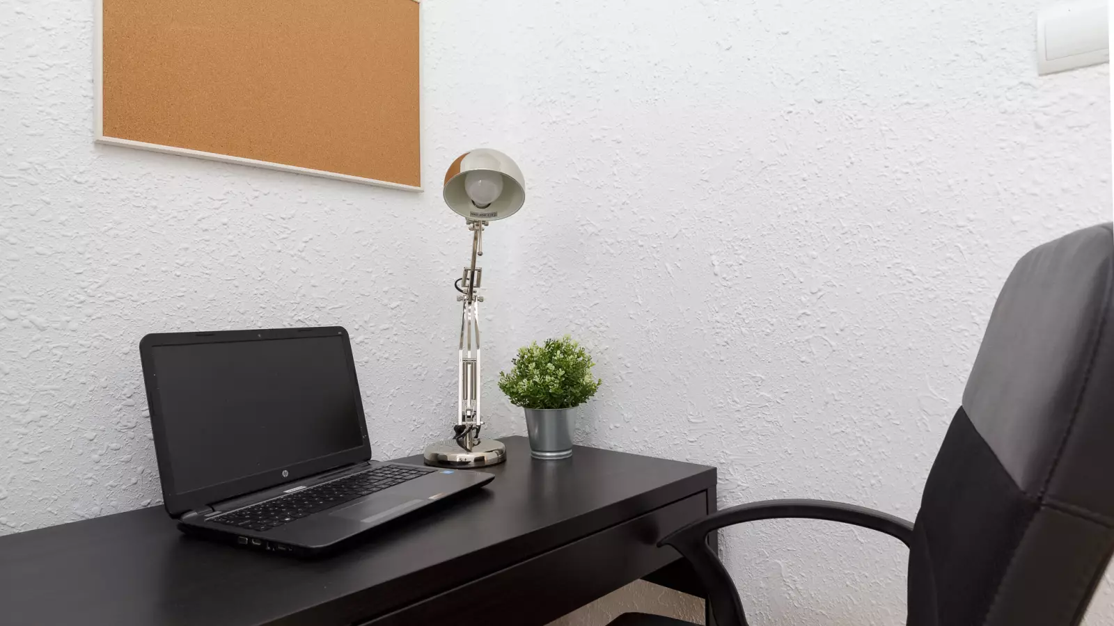 Furnished room in a shared flat in L'Hospitalet · 2