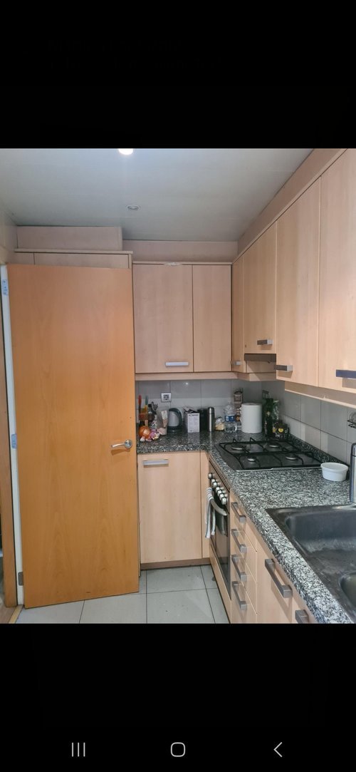 Habitación en piso compartido de 3 personas en Ciutat Vella · 4