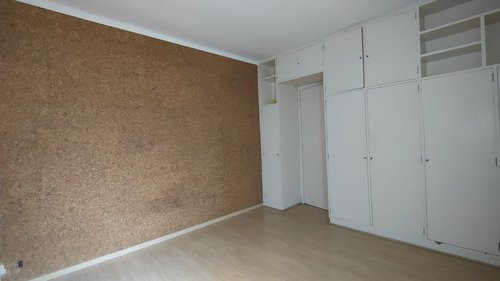 Room in a 3-person shared flat in Eixample · 4