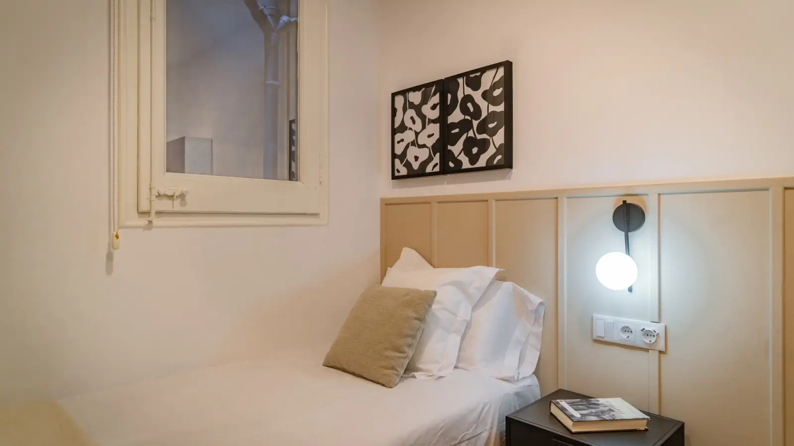Habitación amueblada en piso compartido en Sarrià–Sant Gervasi · 3