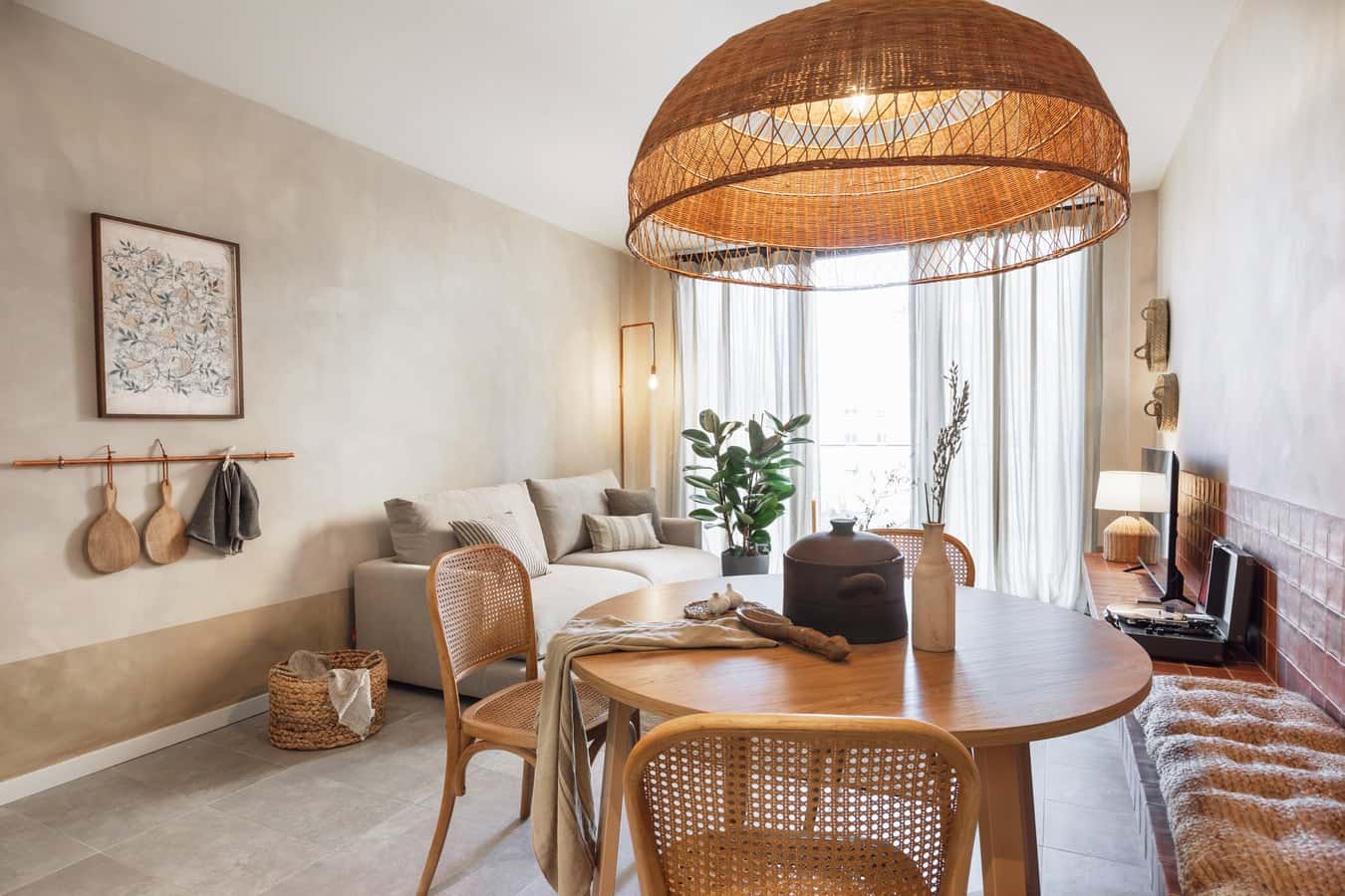 Furnished 2-bedroom flat in Eixample, 58 m² · 2