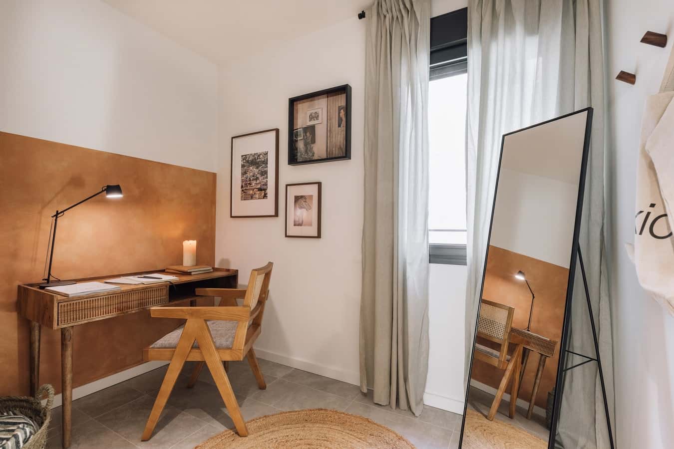 Furnished 2-bedroom flat in Eixample, 58 m² · 3
