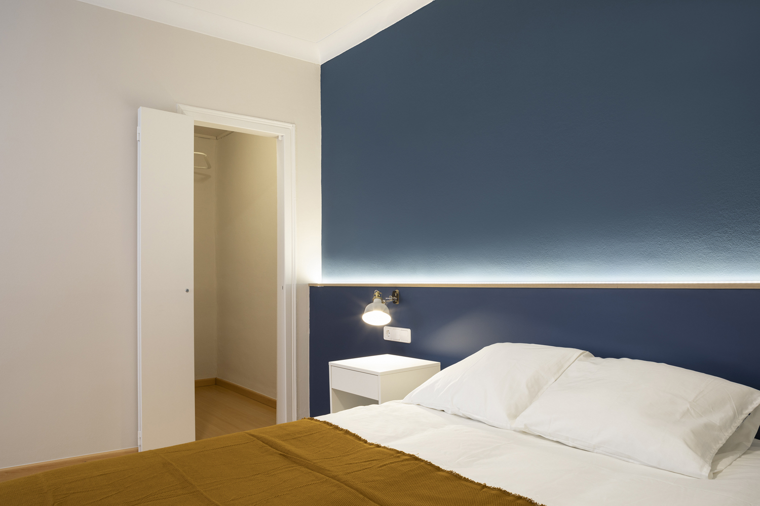 Habitación en piso compartido en Les Corts · 3