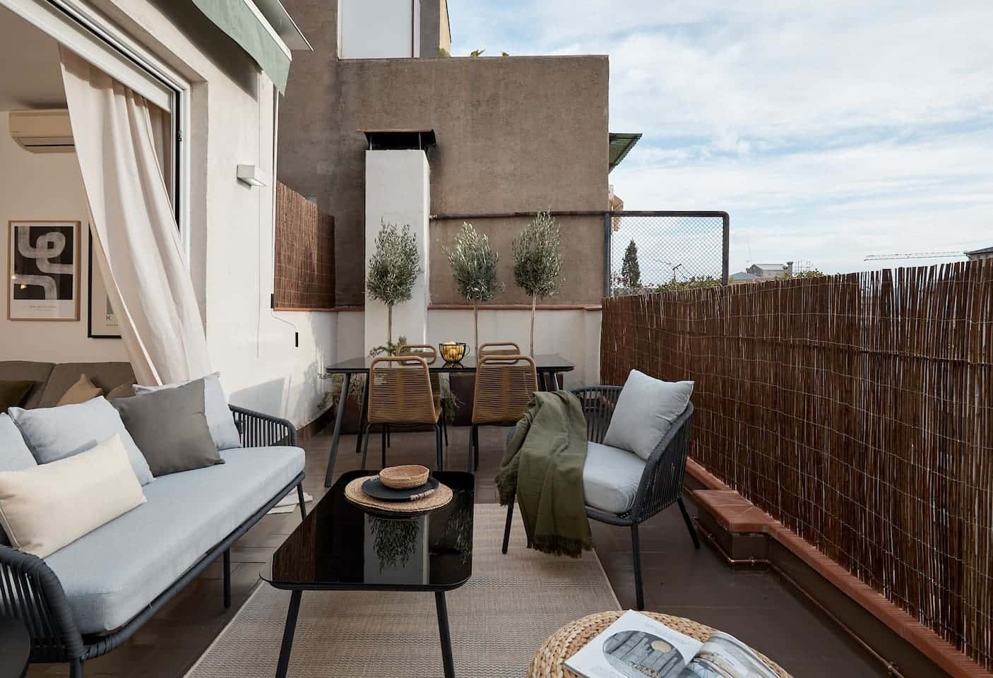 Furnished 2-bedroom flat in Eixample · 2