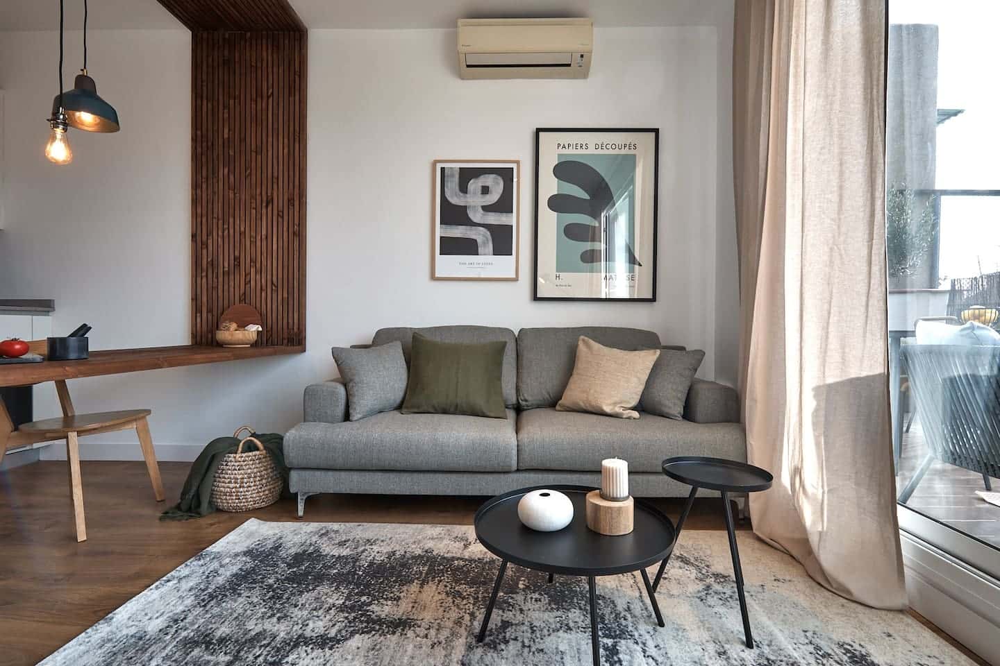 Furnished 2-bedroom flat in Eixample · 3