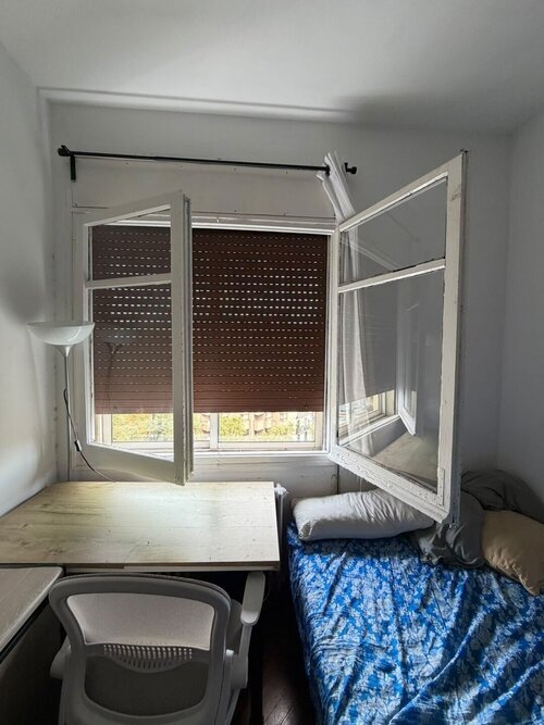 Habitación en piso compartido de 4 personas en Eixample · 3