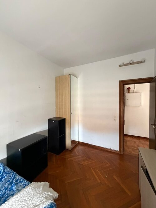 Habitación en piso compartido de 4 personas en Eixample · 4