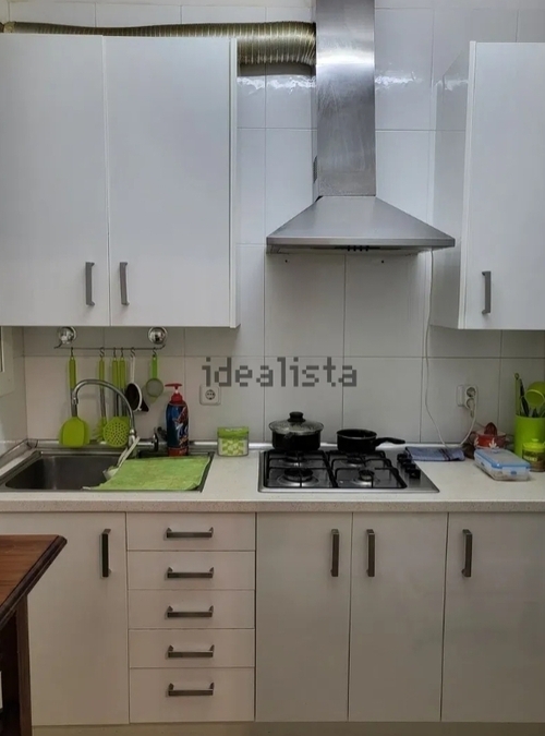 Room in a 3-person shared flat in Sants-Montjuïc · 4