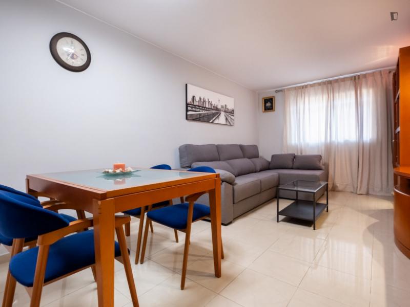 Piso de 2 dormitorios amueblado en Barcelona