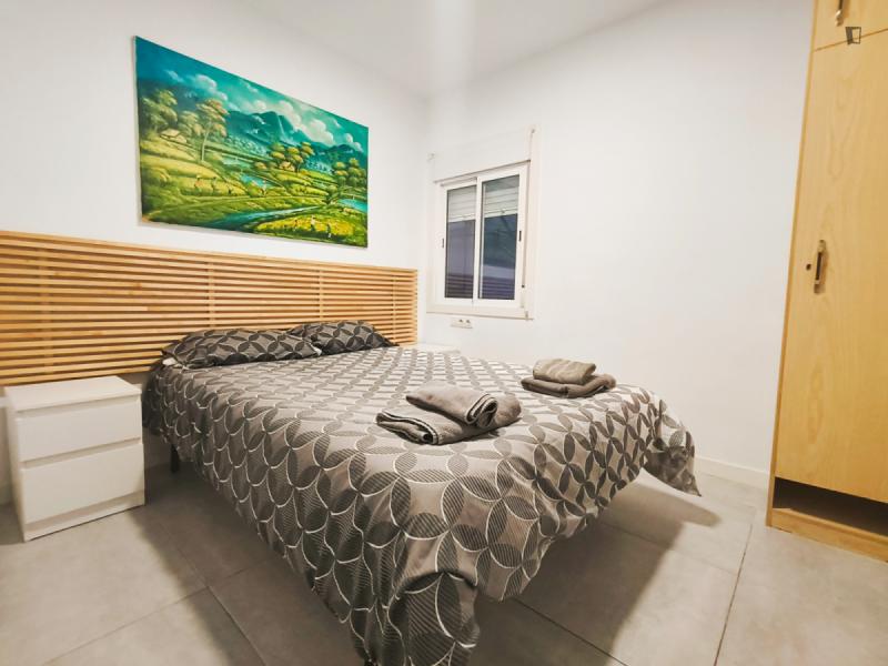 Furnished 2-bedroom flat in Nou Barris · 2