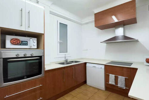 Habitación en piso compartido de 3 personas en Sarrià–Sant Gervasi · 4