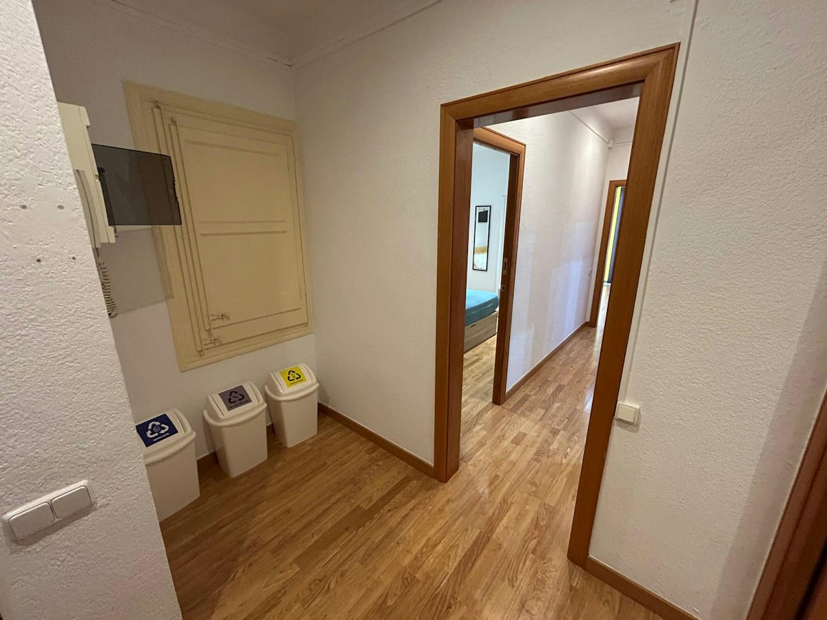 Furnished room in a 4-person shared flat in L'Hospitalet · 2