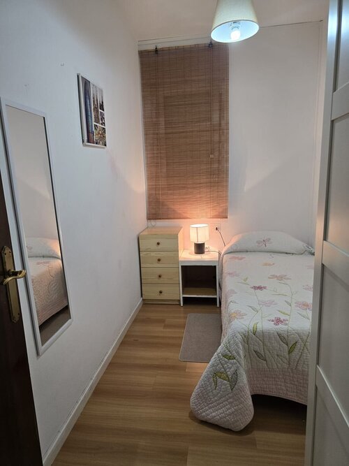 Room in a 3-person shared flat in Barcelona · 3