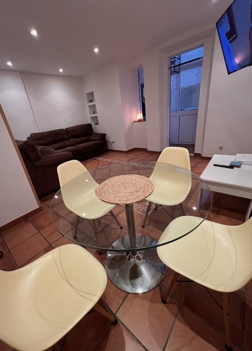 Habitación en piso compartido de 3 personas en Ciutat Vella · 4