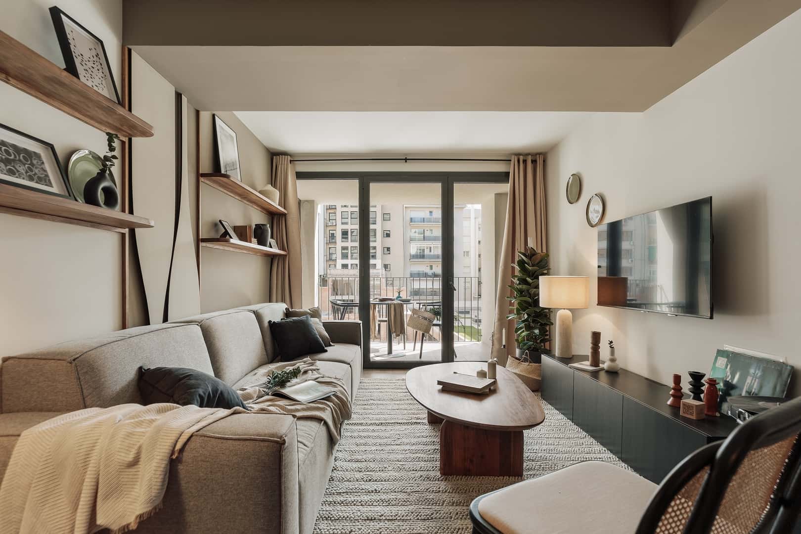 Furnished 3-bedroom flat in Eixample, 84 m² · 2