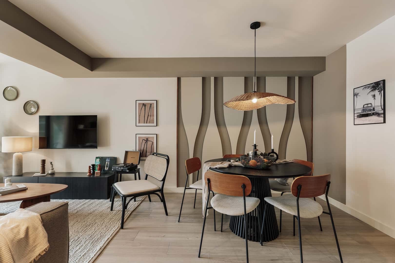Furnished 3-bedroom flat in Eixample, 84 m² · 3