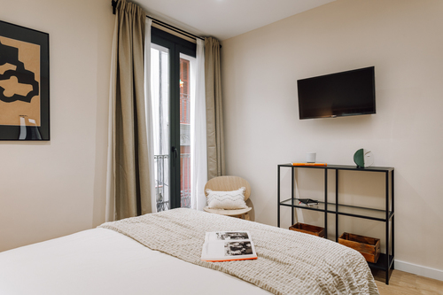 Room in a 2-person shared flat in Gràcia · 3