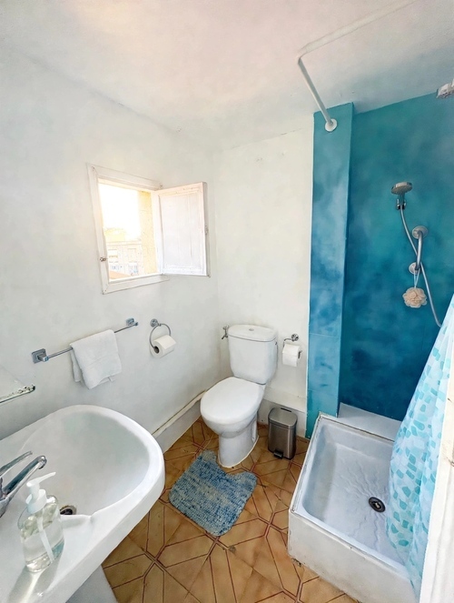Habitación en piso compartido de 4 personas en Sants-Montjuïc · 4
