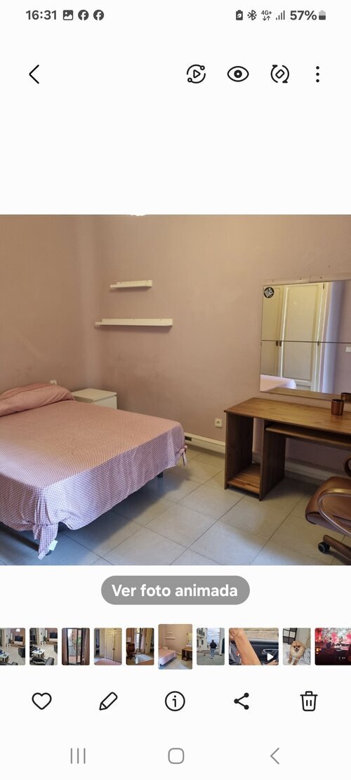 Room in a 5-person shared flat in Barcelona