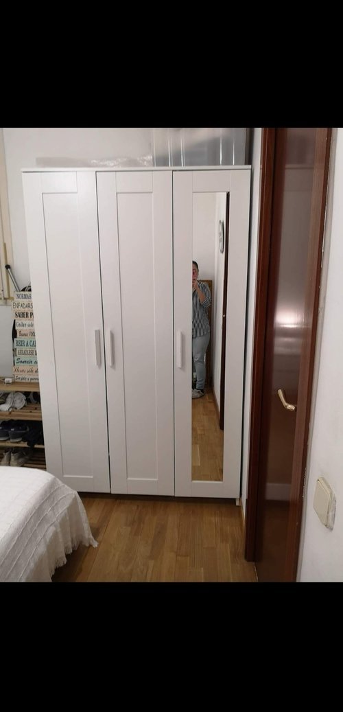 Room in a 4-person shared flat in Eixample · 4