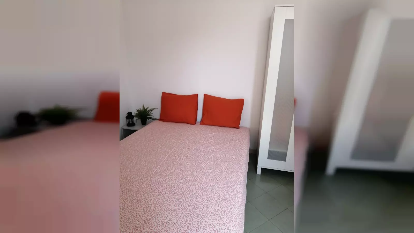 Habitación amueblada en piso compartido de 9 personas en Eixample · 2