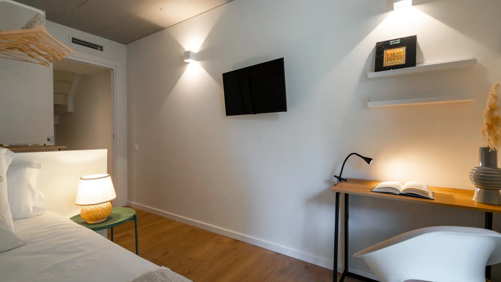Habitación amueblada en piso compartido en Horta-Guinardó · 2