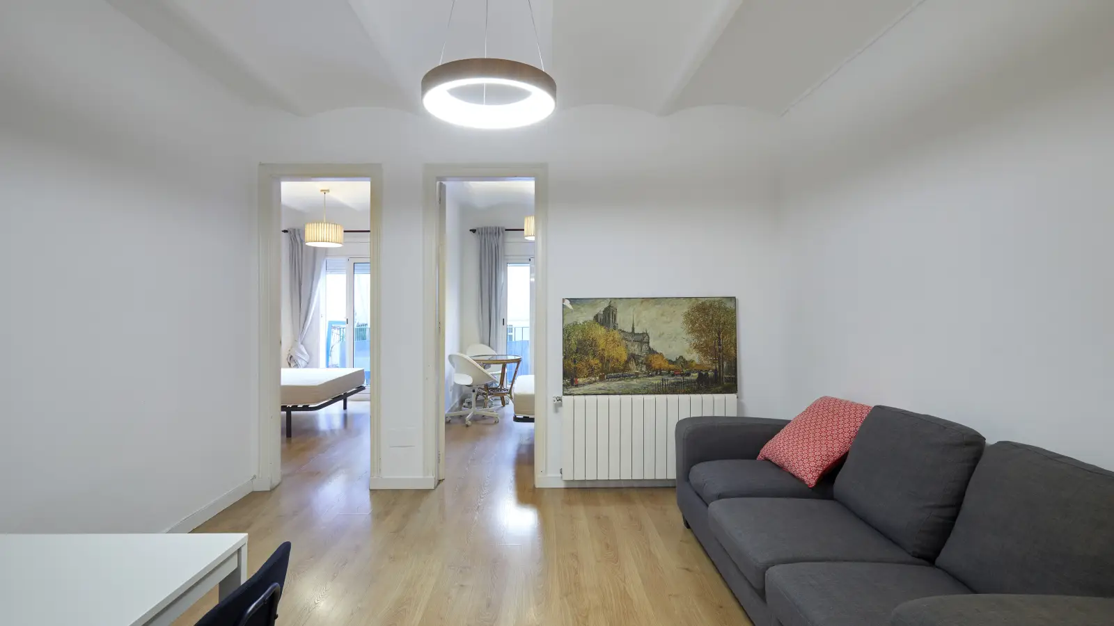Furnished 3-bedroom flat in Eixample, 71 m² · 2