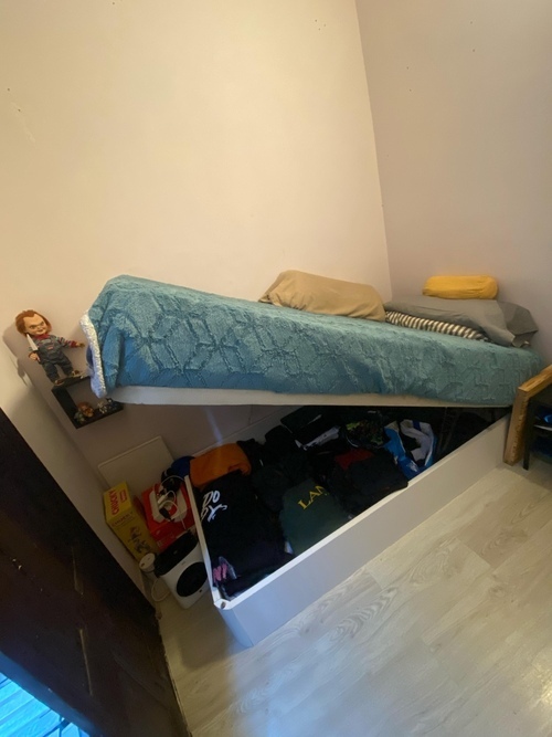 Room in a 2-person shared flat in Ciutat Vella · 2
