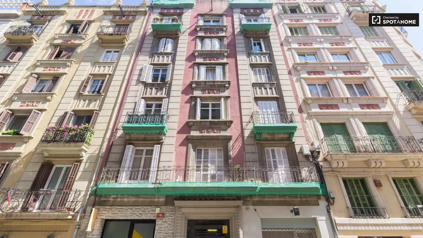 Habitación amueblada en piso compartido en Sarrià–Sant Gervasi · 4